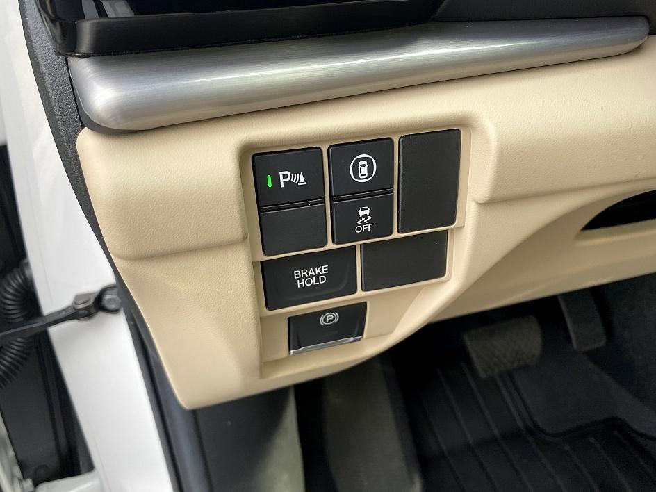 used 2024 Acura RDX car, priced at $36,726