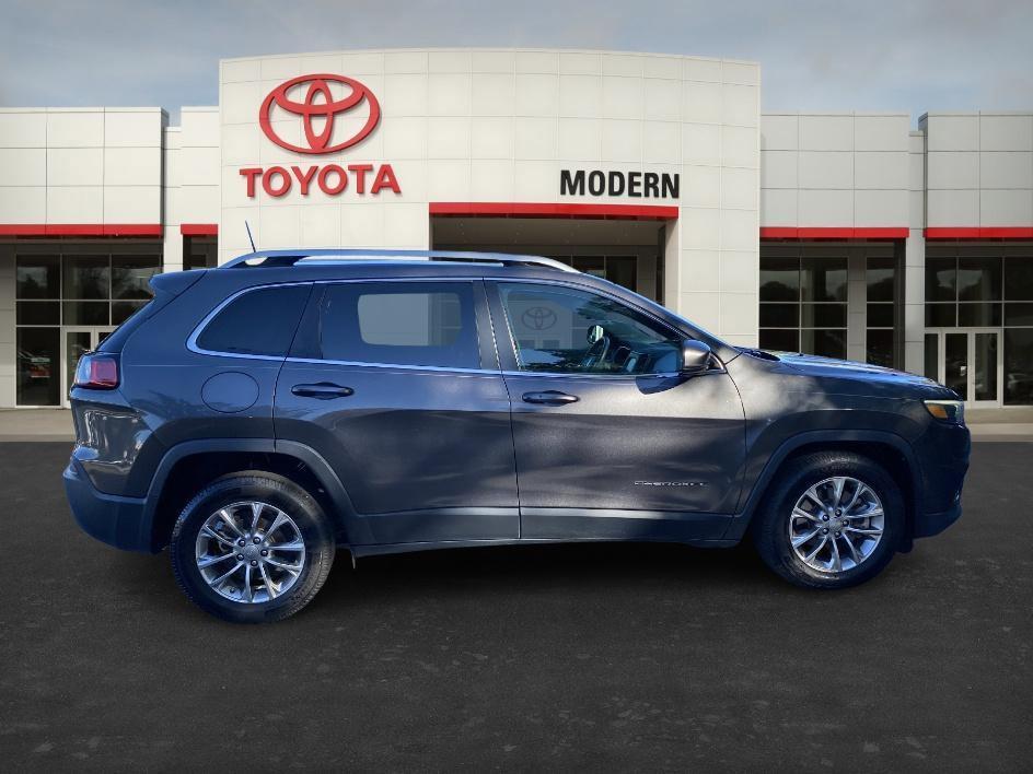 used 2019 Jeep Cherokee car, priced at $14,919