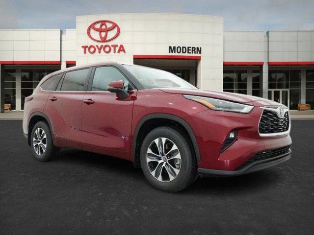 new 2025 Toyota Highlander car, priced at $47,356