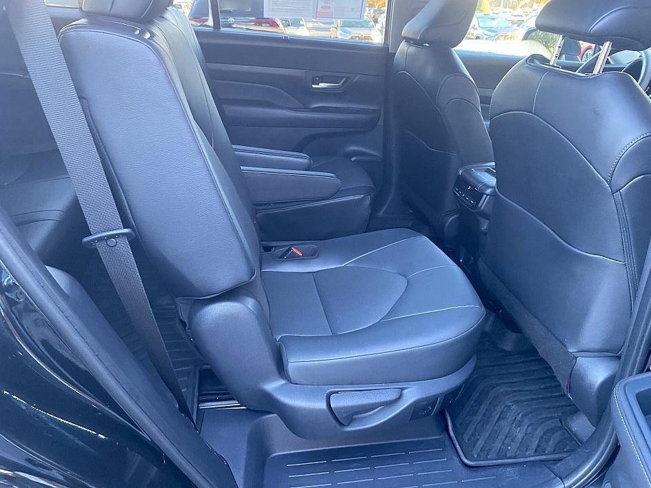 used 2025 Toyota Grand Highlander car, priced at $46,351