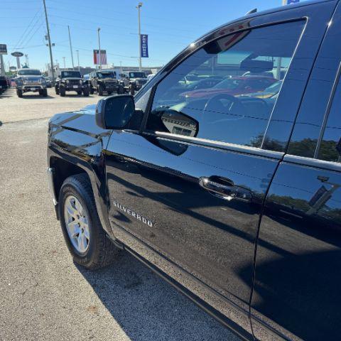 used 2018 Chevrolet Silverado 1500 car, priced at $35,599