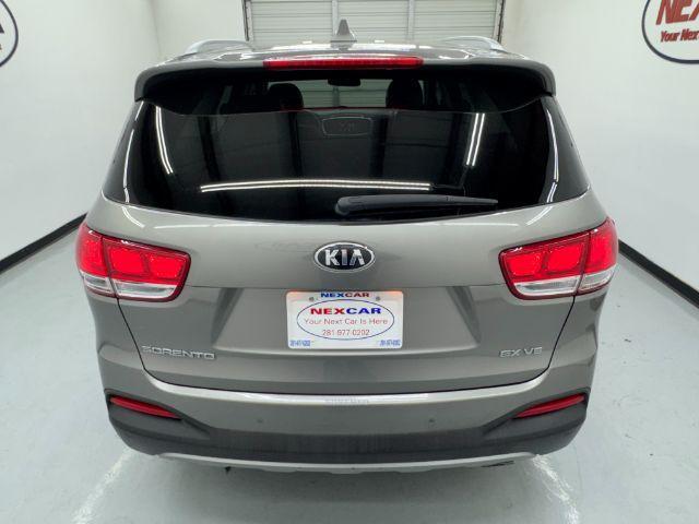 used 2018 Kia Sorento car, priced at $16,999