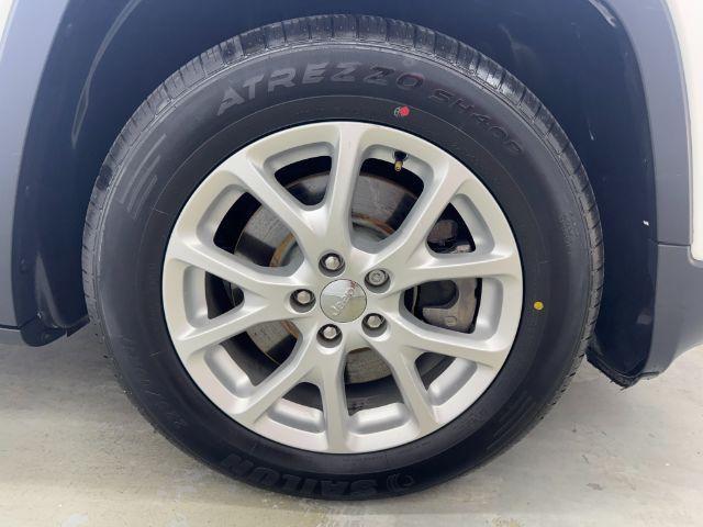 used 2016 Jeep Cherokee car, priced at $15,988