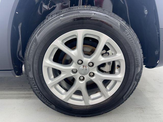 used 2016 Jeep Cherokee car, priced at $15,988