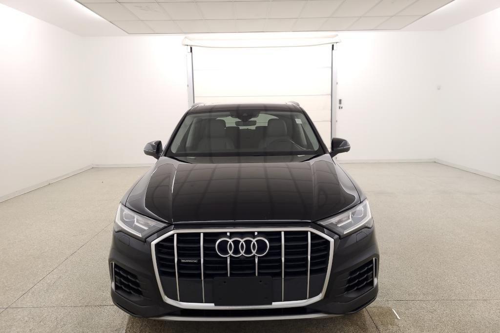 used 2020 Audi Q7 car, priced at $26,000