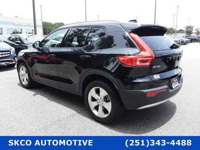 used 2022 Volvo XC40 car, priced at $21,900