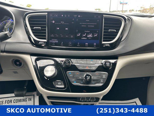 used 2022 Chrysler Pacifica car, priced at $21,500