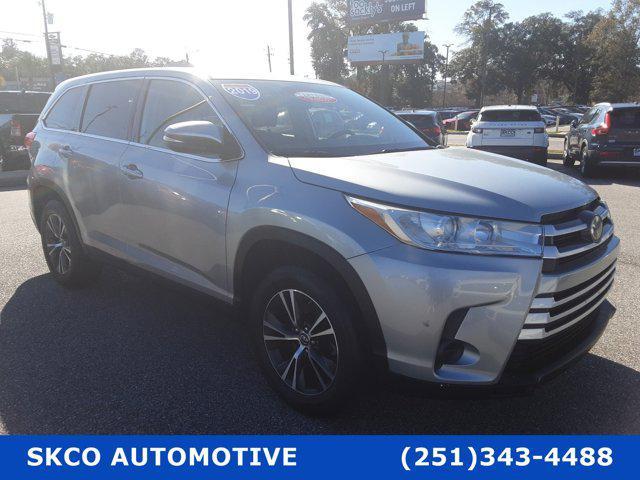 used 2019 Toyota Highlander car, priced at $19,990