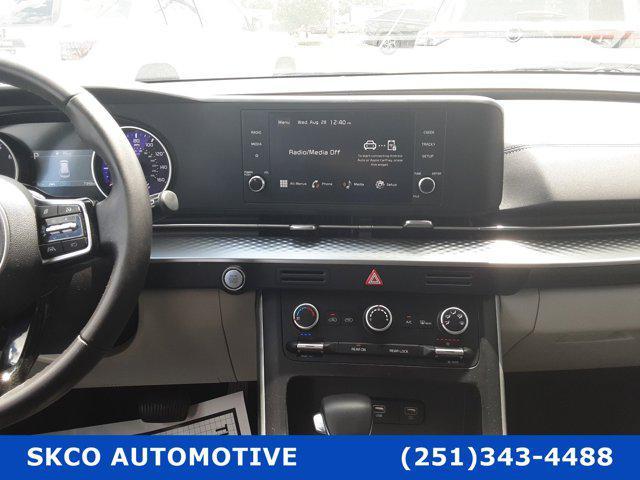 used 2024 Kia Carnival car, priced at $37,950