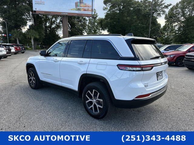 used 2024 Jeep Grand Cherokee car, priced at $35,500