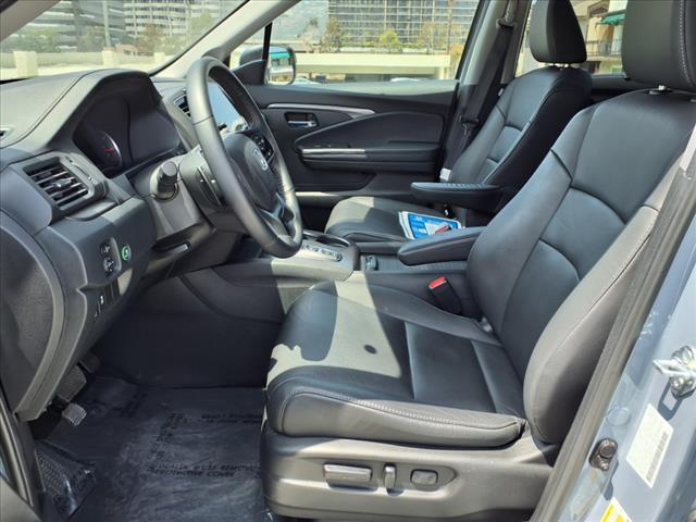 used 2022 Honda Pilot car, priced at $32,995