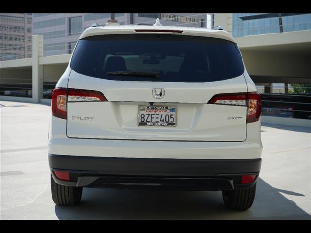 used 2022 Honda Pilot car, priced at $27,990