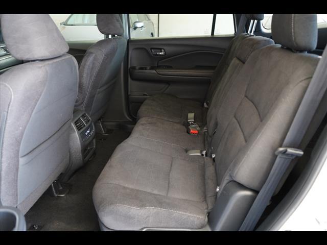 used 2022 Honda Pilot car, priced at $27,990