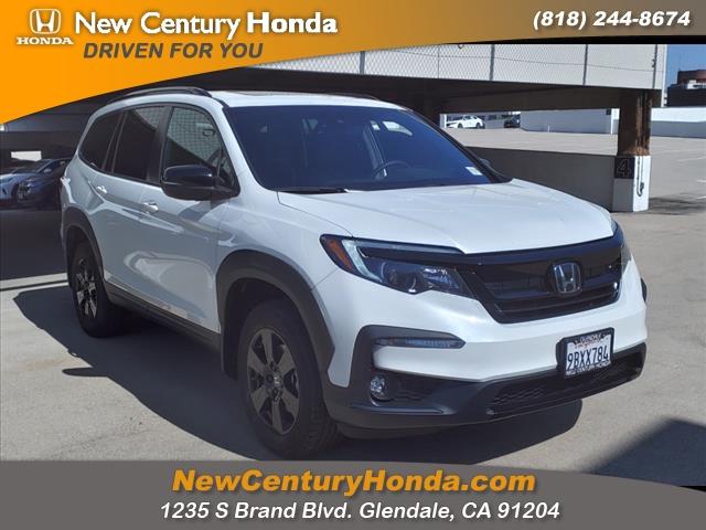 used 2022 Honda Pilot car, priced at $35,995