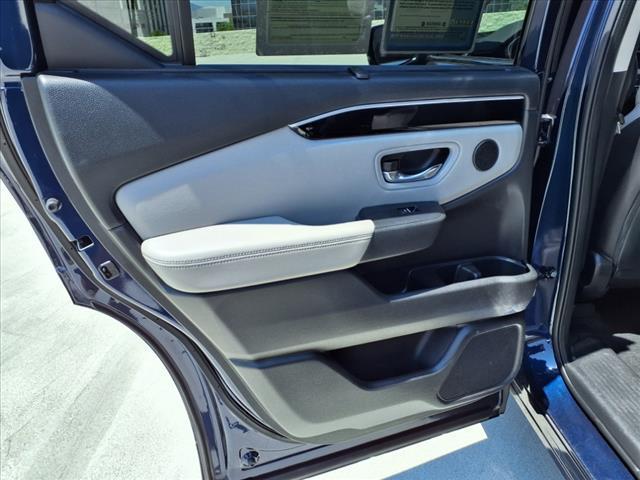 used 2023 Honda Pilot car, priced at $37,603