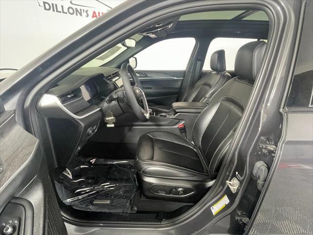 used 2024 Jeep Grand Cherokee car, priced at $41,980