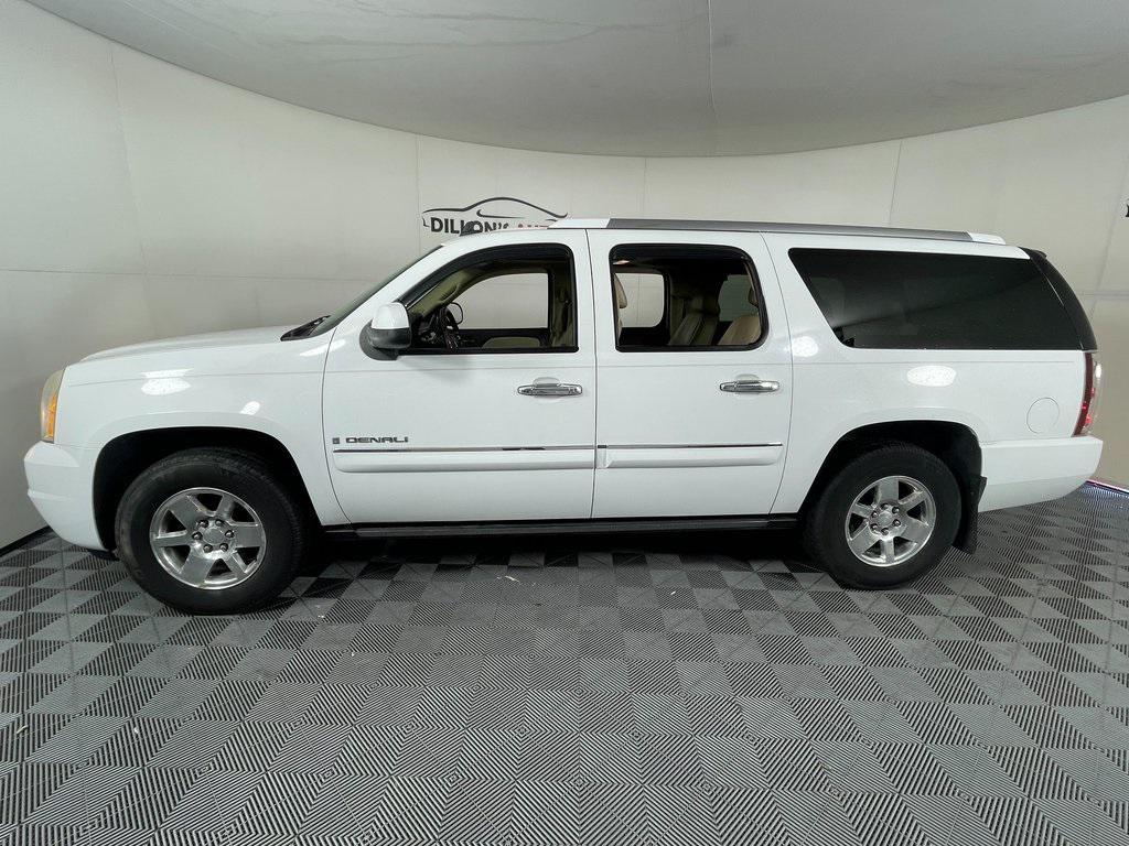 used 2007 GMC Yukon XL car, priced at $12,980