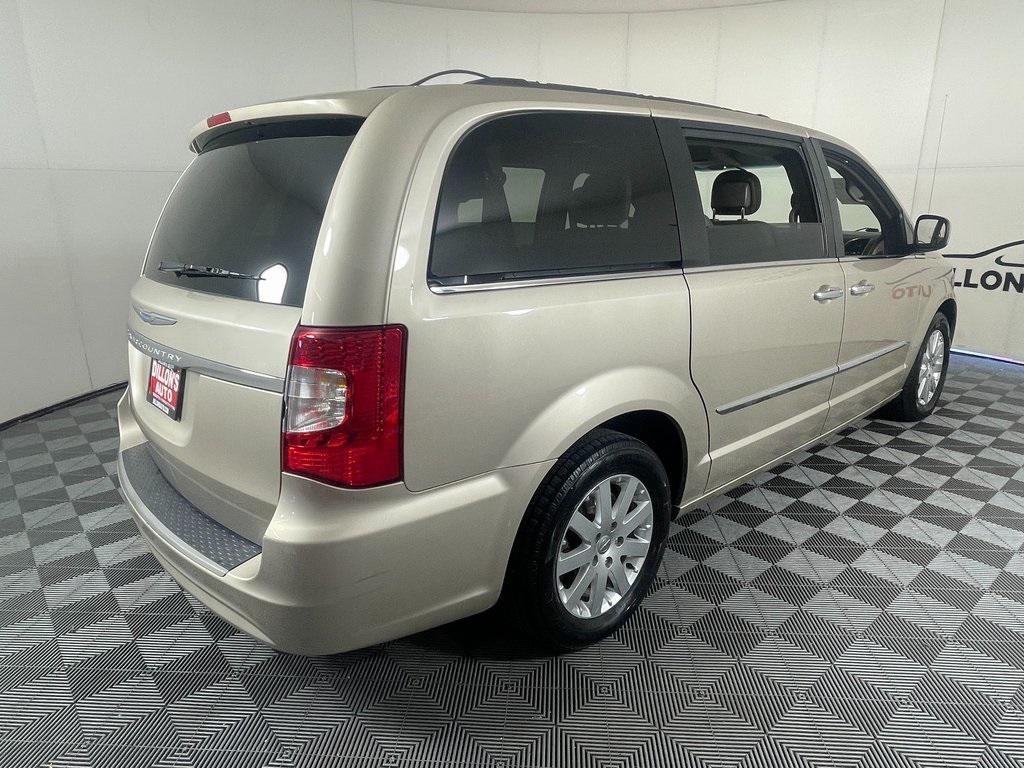 used 2016 Chrysler Town & Country car, priced at $9,980