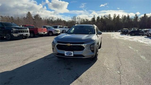 new 2025 Chevrolet Trax car, priced at $24,235