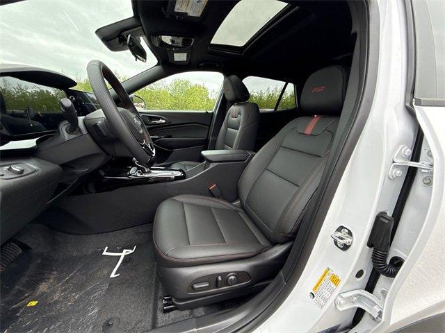 new 2025 Chevrolet Trax car