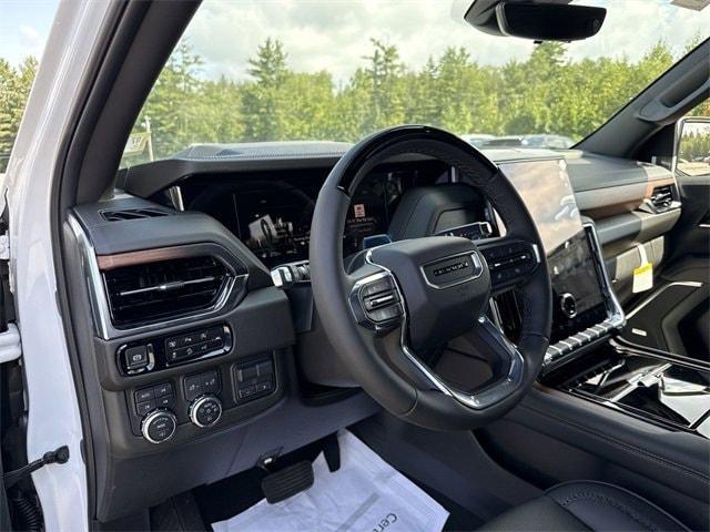 new 2025 GMC Yukon car, priced at $92,580