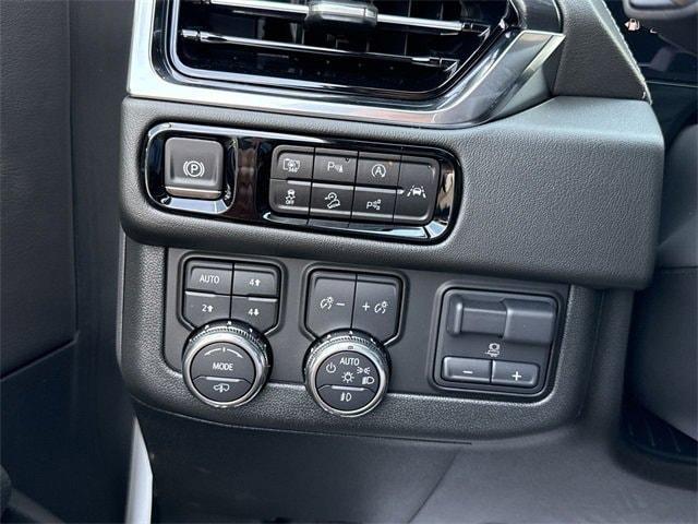 new 2025 GMC Yukon car, priced at $92,580