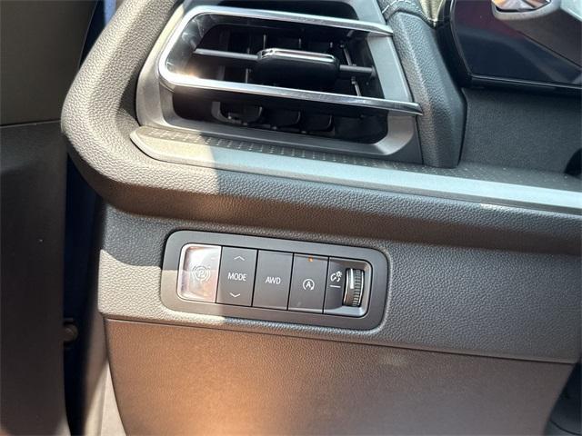 new 2025 Chevrolet Traverse car, priced at $44,695