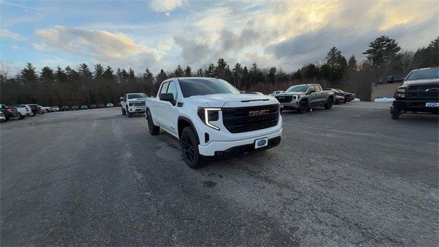 new 2025 GMC Sierra 1500 car, priced at $48,045