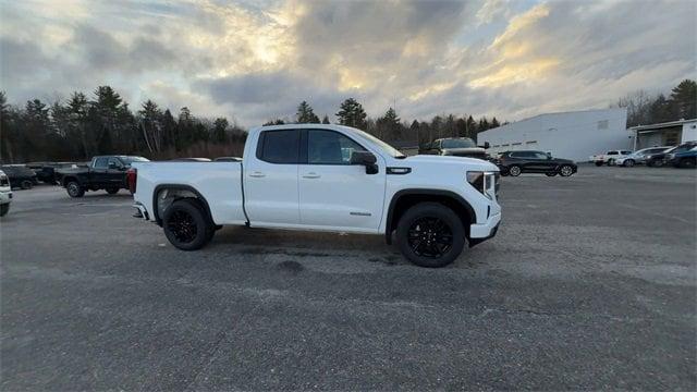 new 2025 GMC Sierra 1500 car, priced at $48,045