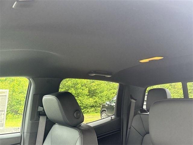 new 2025 Chevrolet Colorado car, priced at $43,015