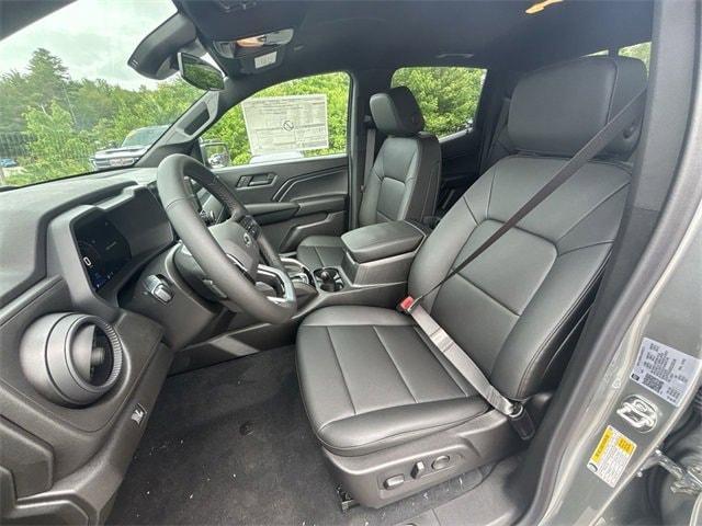 new 2025 Chevrolet Colorado car, priced at $43,015