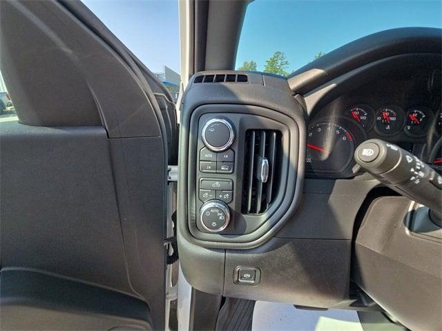 new 2024 GMC Sierra 1500 car, priced at $46,285