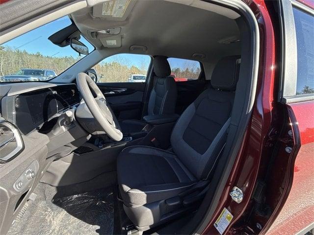 new 2025 Chevrolet TrailBlazer car, priced at $27,510