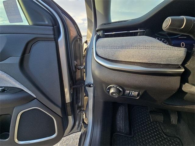 used 2022 Jeep Compass car, priced at $20,549