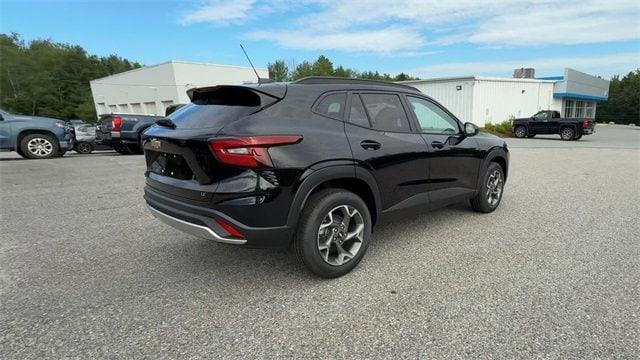 new 2025 Chevrolet Trax car, priced at $22,990