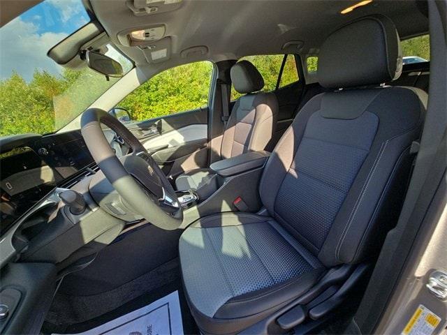 new 2025 Chevrolet Trax car, priced at $24,985