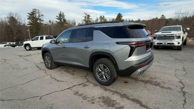 new 2024 Chevrolet Traverse car, priced at $44,395