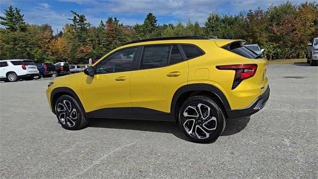 new 2025 Chevrolet Trax car, priced at $27,050