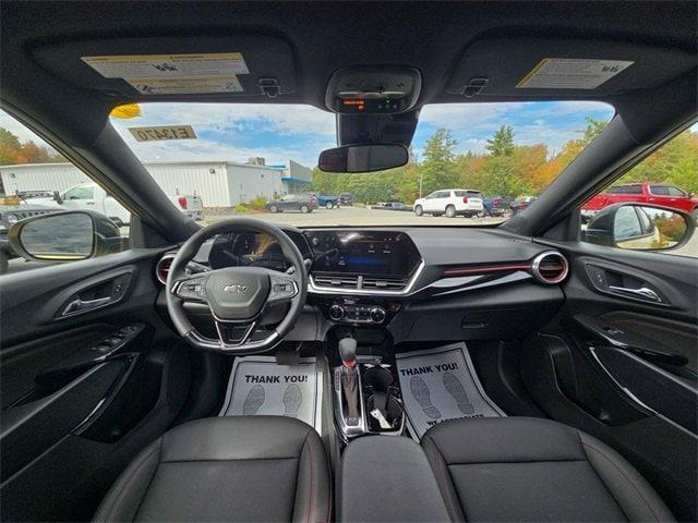 new 2025 Chevrolet Trax car, priced at $24,999