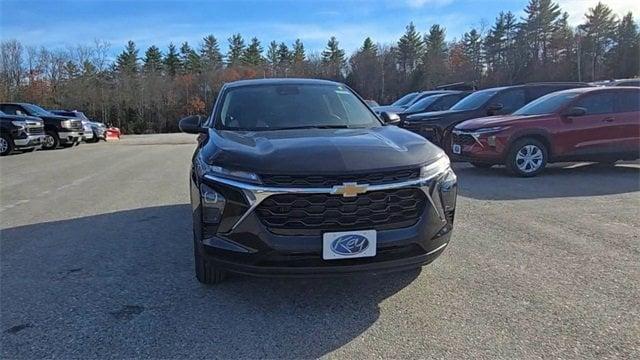 new 2026 Chevrolet Trax car, priced at $22,260