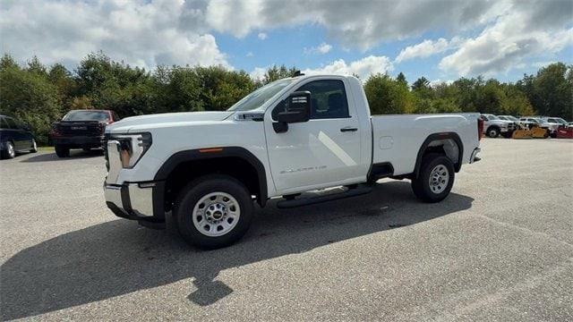 new 2025 GMC Sierra 3500 car, priced at $47,675