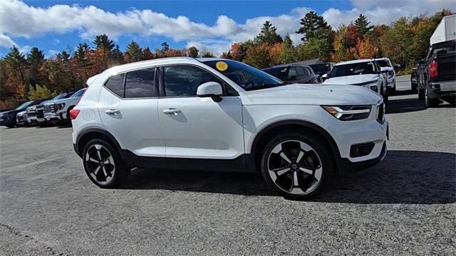 used 2022 Volvo XC40 car, priced at $18,499