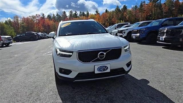 used 2022 Volvo XC40 car, priced at $18,499