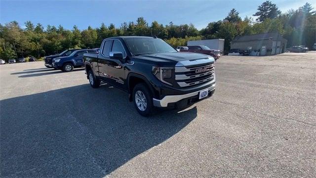 new 2024 GMC Sierra 1500 car, priced at $47,835