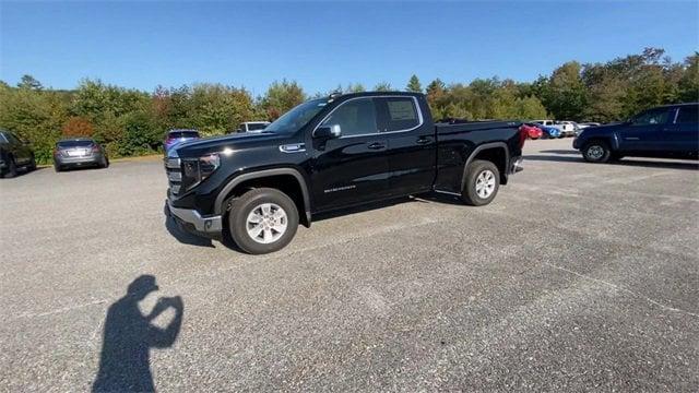 new 2024 GMC Sierra 1500 car, priced at $47,835