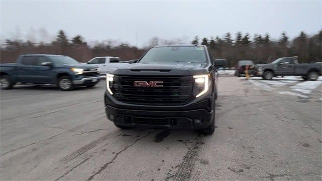 new 2025 GMC Sierra 1500 car, priced at $48,540