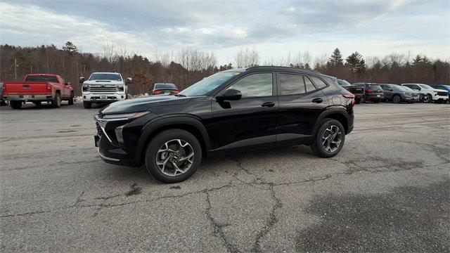 new 2025 Chevrolet Trax car, priced at $24,120