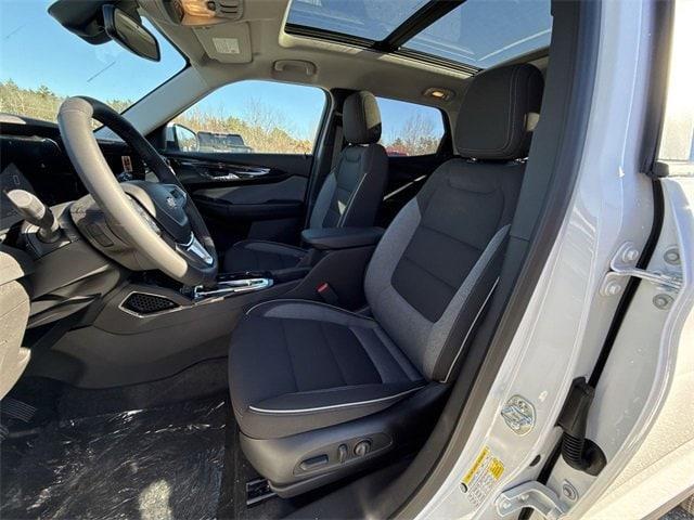 new 2025 Chevrolet TrailBlazer car, priced at $30,575