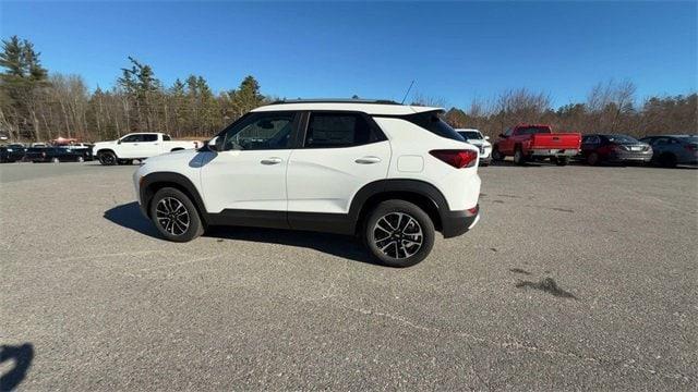 new 2025 Chevrolet TrailBlazer car, priced at $30,575