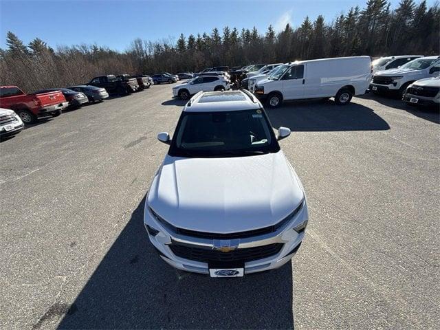 new 2025 Chevrolet TrailBlazer car, priced at $30,575